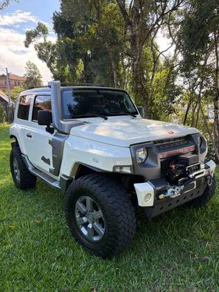 TROLLER T4 3.2 TGV 4X4 20V TURBO INTERCOOLER DIESEL 2P MANUAL TROLLER T4 3.2 TGV 4X4 20V TURBO INTERCOOLER DIESEL 2P MANUAL